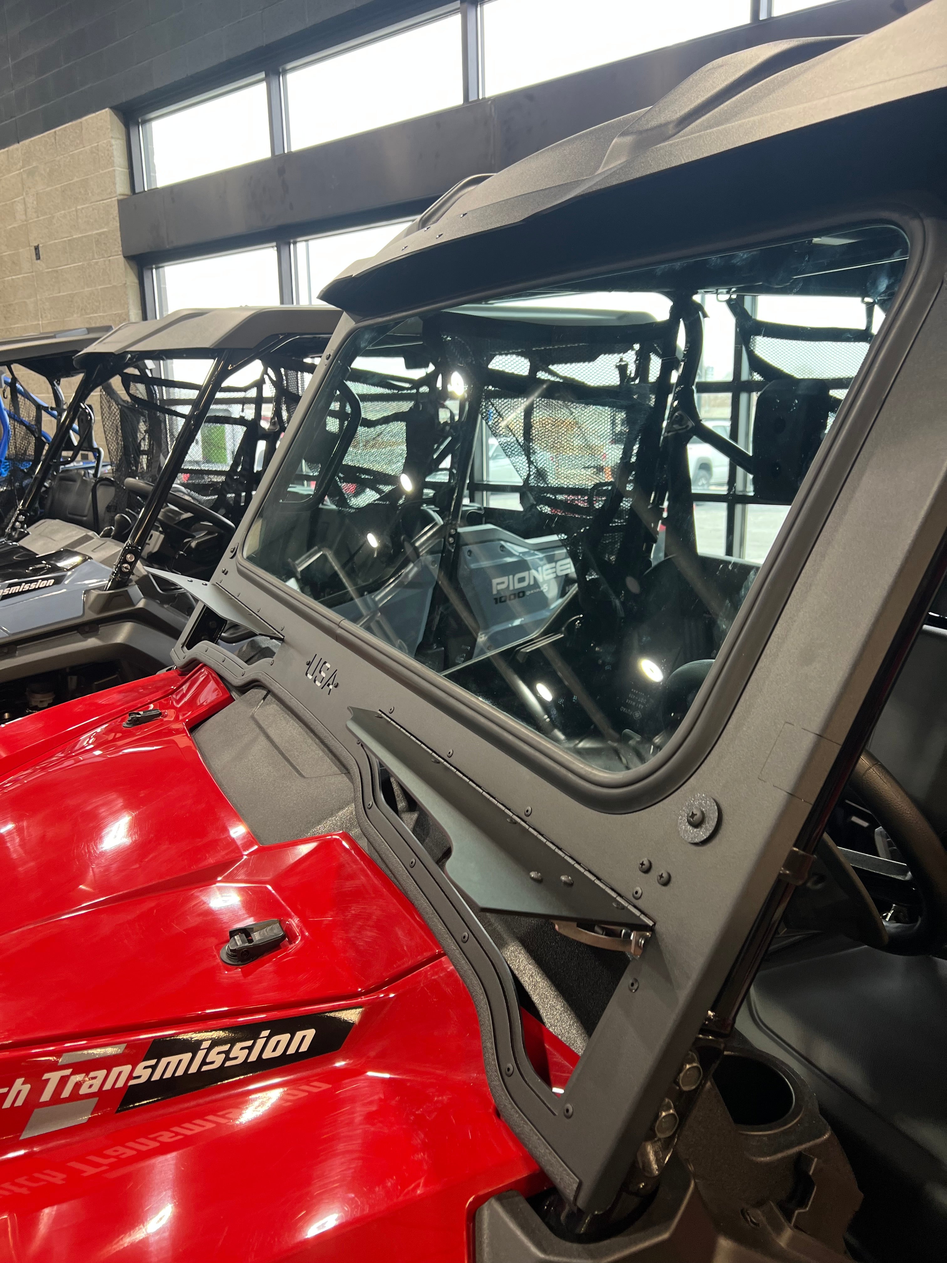 Honda Pioneer 1000 2.0
